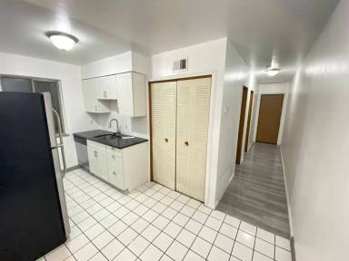 Main picture of 2121 Iuka Ave