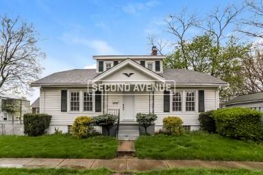 Main picture of 3825 Roswell Ave