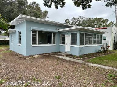 Main picture of 1105 Marine St