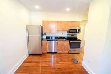 Main picture of 149 Franklin St
