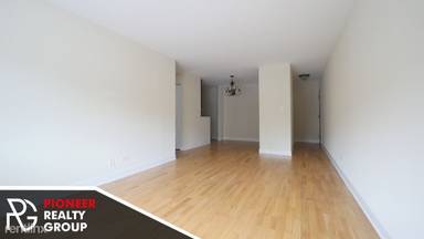 Main picture of 625 W Wrightwood Ave Apartments