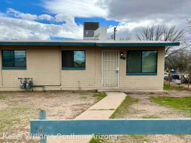Main picture of 325 W Missouri St