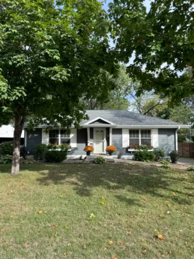 Main picture of 6511 Oliver Ave S