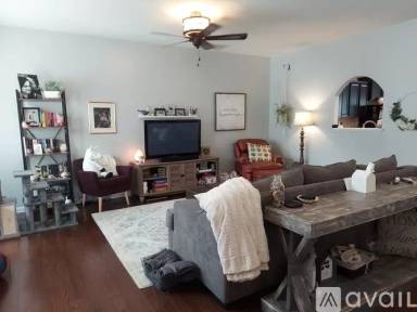 Main picture of Keystone Park Dr Townhouses
