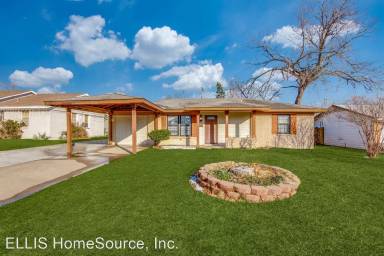 Main picture of 3306 William Brewster Dr