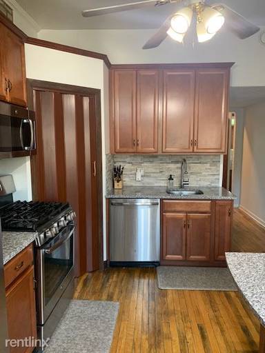 Main picture of 1808 W Henderson St