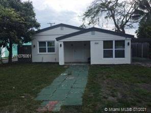 Main picture of 1840 NE 182nd St