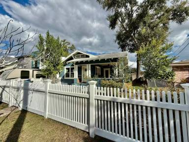 Main picture of 3811 N Arlington Ave