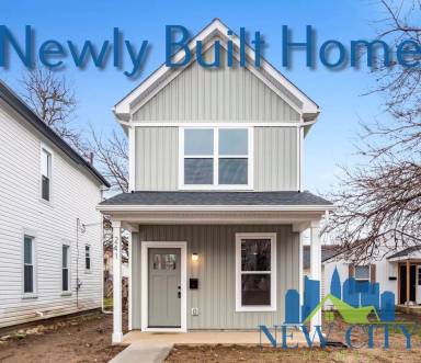 Main picture of 241 E Barthman Ave