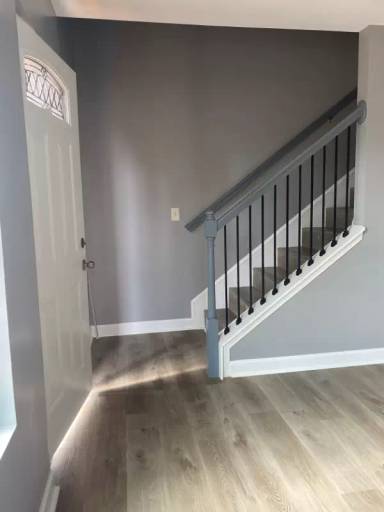 Main picture of 100 Montague Dr