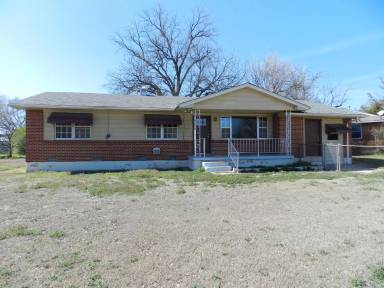 Main picture of 2202 NW 43rd St