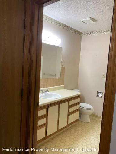 Main picture of 540 N 4th St