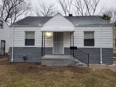 Main picture of 18474 Pierson St