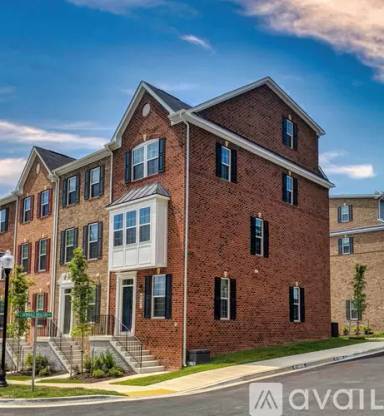 Main picture of 4921 Crest View Dr