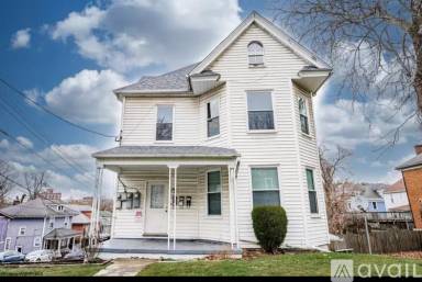 Main picture of 313 Cobun Ave