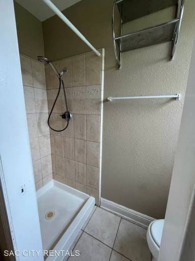 Main picture of 79 Monaghan Cir