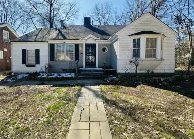 Main picture of 3129 Choctaw Ave