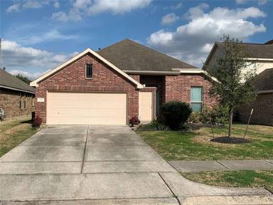 Main picture of 24806 Lazy Tee Ln