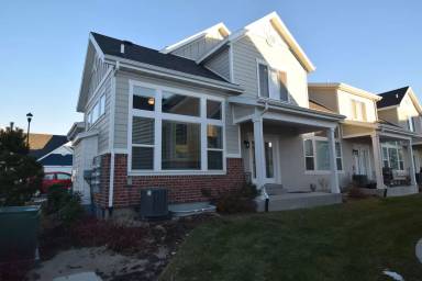 Main picture of 9242 S Rose Cottage Way