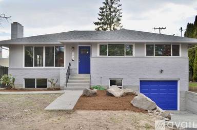 Main picture of 12755 Phinney Ave N