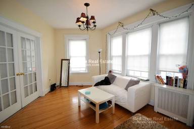 Main picture of 374 Chestnut Hill Ave