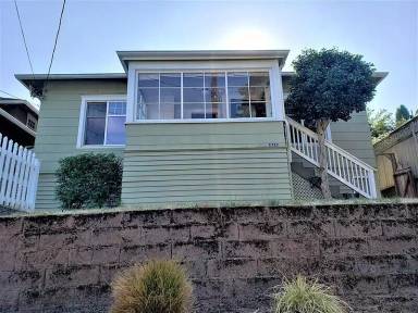 Main picture of 2732 3rd Ave N