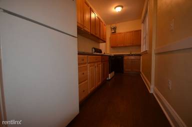 Main picture of 1629 Commonwealth Ave