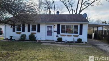 Main picture of 224 E Circle Dr