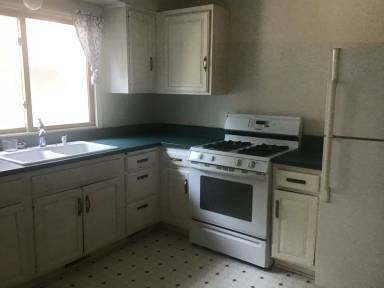 Main picture of 3150 S New York Ave