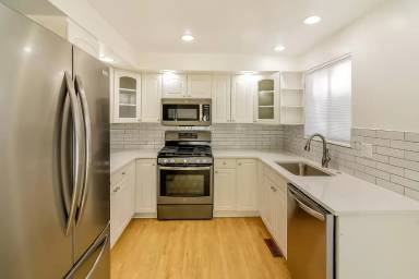 Main picture of 5046 E Hinsdale Pl