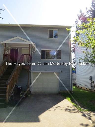 Main picture of 12404 SE Schiller St
