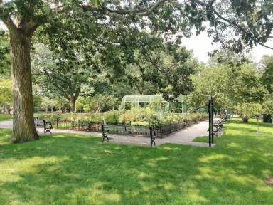 Main picture of 231 Saint Paul St