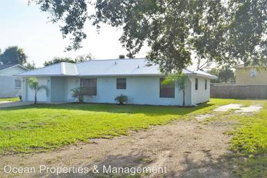 Main picture of 129 S Gaines St