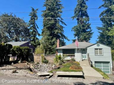 Main picture of 140 NE 147th St