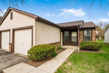 Main picture of 3870-3872 Petzinger Rd
