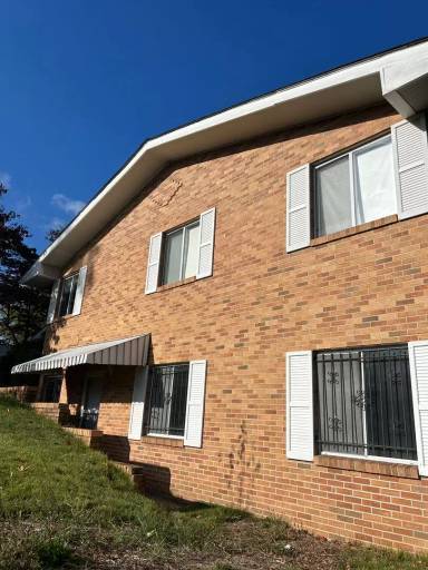 Main picture of 3805 Conner St