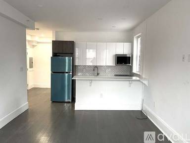 Main picture of 11 Queensberry St