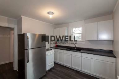 Main picture of 123 11th Avenue Southeast - 4