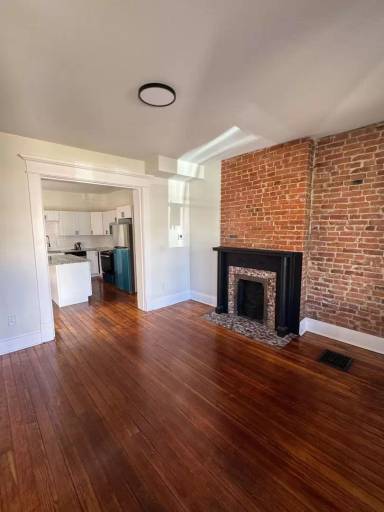 Main picture of 409 Hanford St