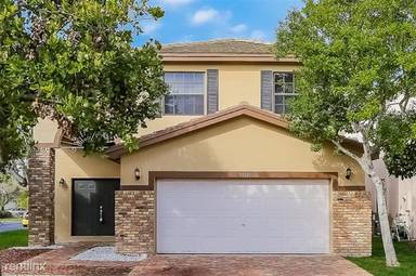 Main picture of 11149 NW 34th Ct
