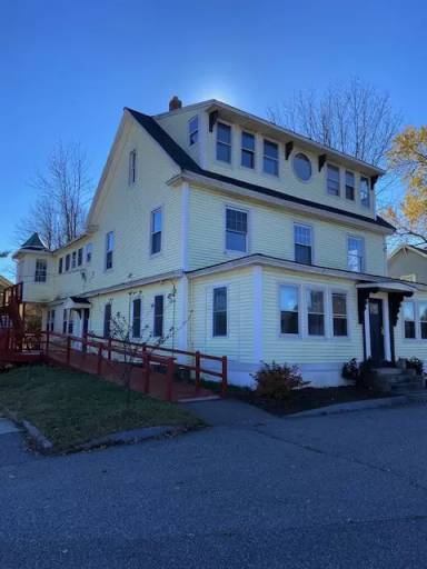 Main picture of 151 S Main St