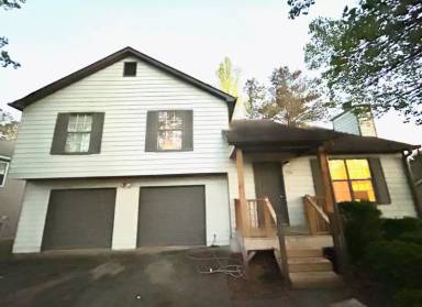 Main picture of 3501 Mosswood Ln