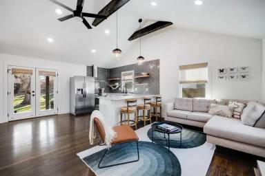 Main picture of 2613 Neldia Ct