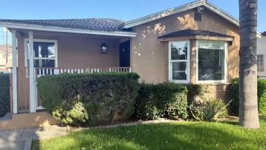 Main picture of 12014 Bellflower Blvd