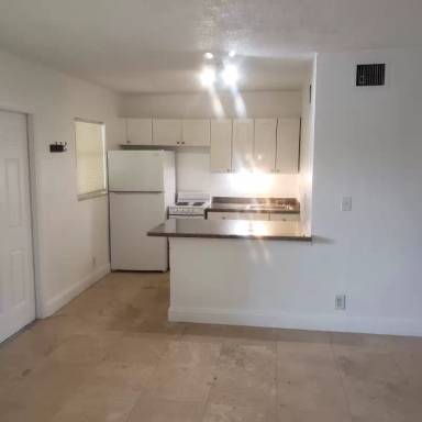Main picture of 1429 SW 9th St