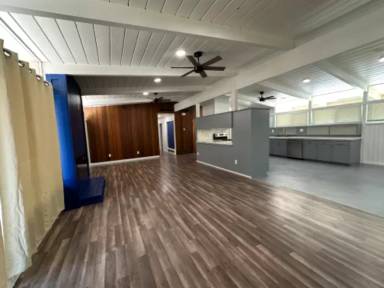 Main picture of 1036 W Alamos Ave