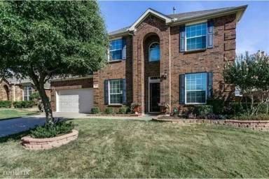 Main picture of 502 Dover Park Trl