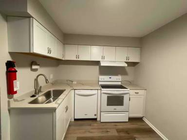 Main picture of 330 Broad Meadows Blvd