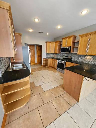 Main picture of 222 Spinnaker Dr