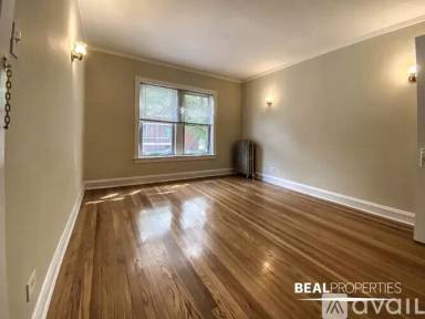 Main picture of 2100 W Ainslie St